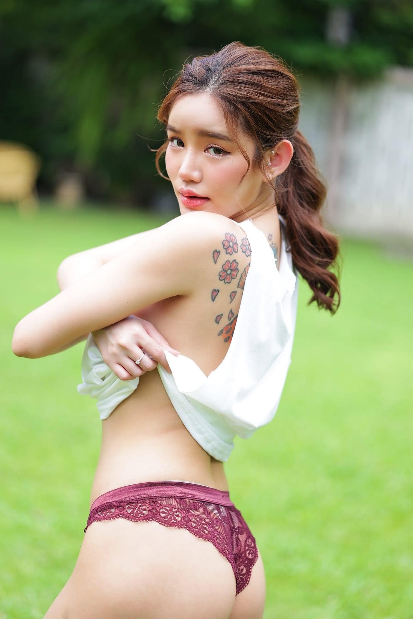เบบี๋ ลูกพรี่ไงจะใครหล่ะ นางแบบสุดฮอต นมกลมใหญ่สะบึ้มเกินตัว 50