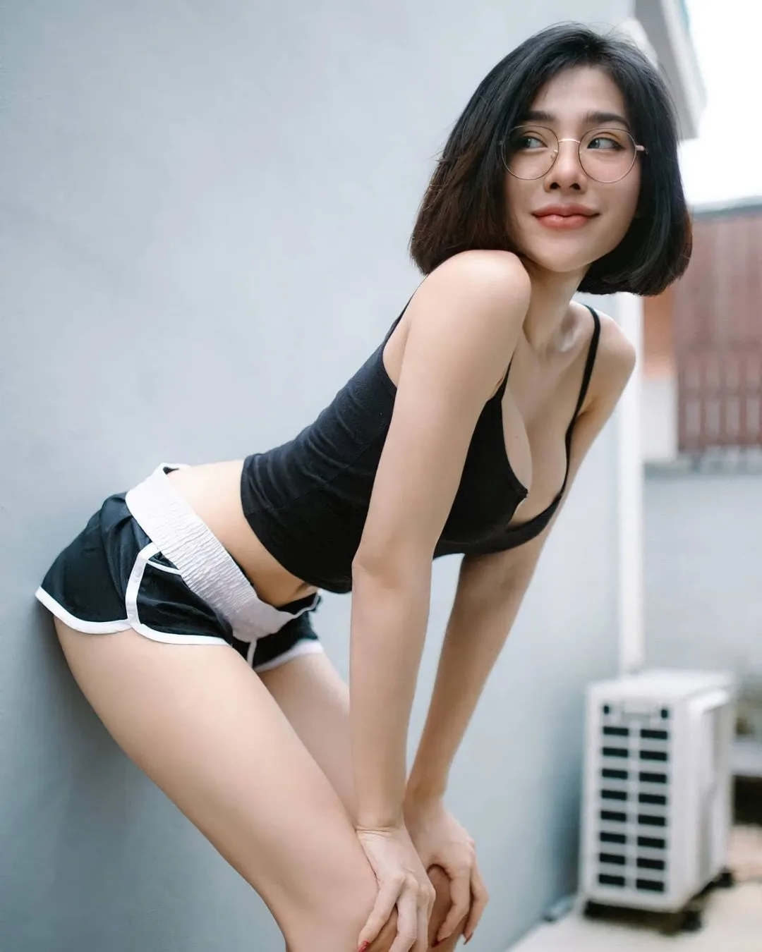 ยูว์จิน วารุณี นางแบบสาวสวย ลีลาเด็ด สุดเร้าใจ พร้อมอวดหุ่นเซ็กซี่ไม่เบา 2